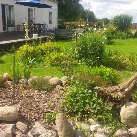 Agroturystyczny Dom Na Skraju Lasu Farma Slawoborze