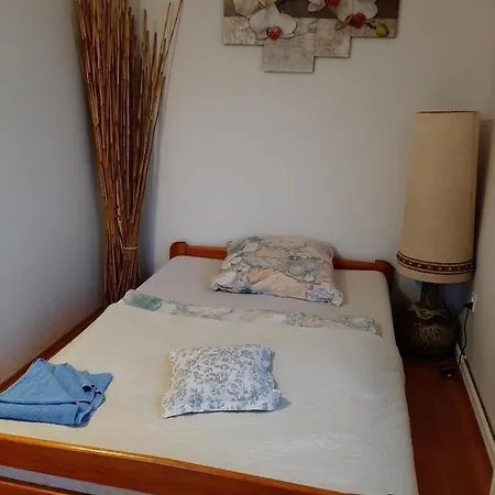 Agroturystyczny Dom Na Skraju Lasu Vakantieboerderij Slawoborze